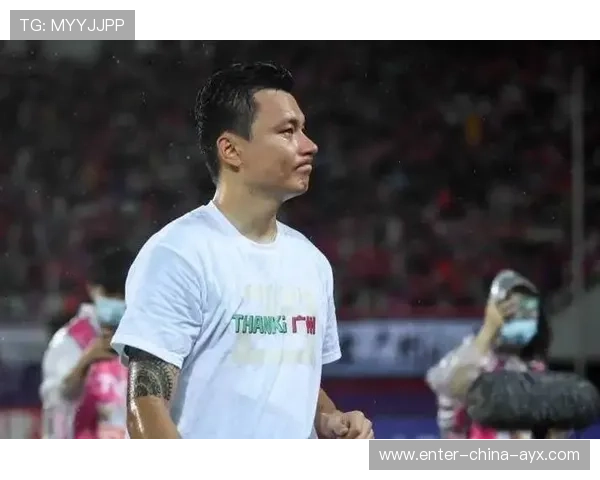 中甲弃将逆袭成亚冠英雄，草根传奇激励人心