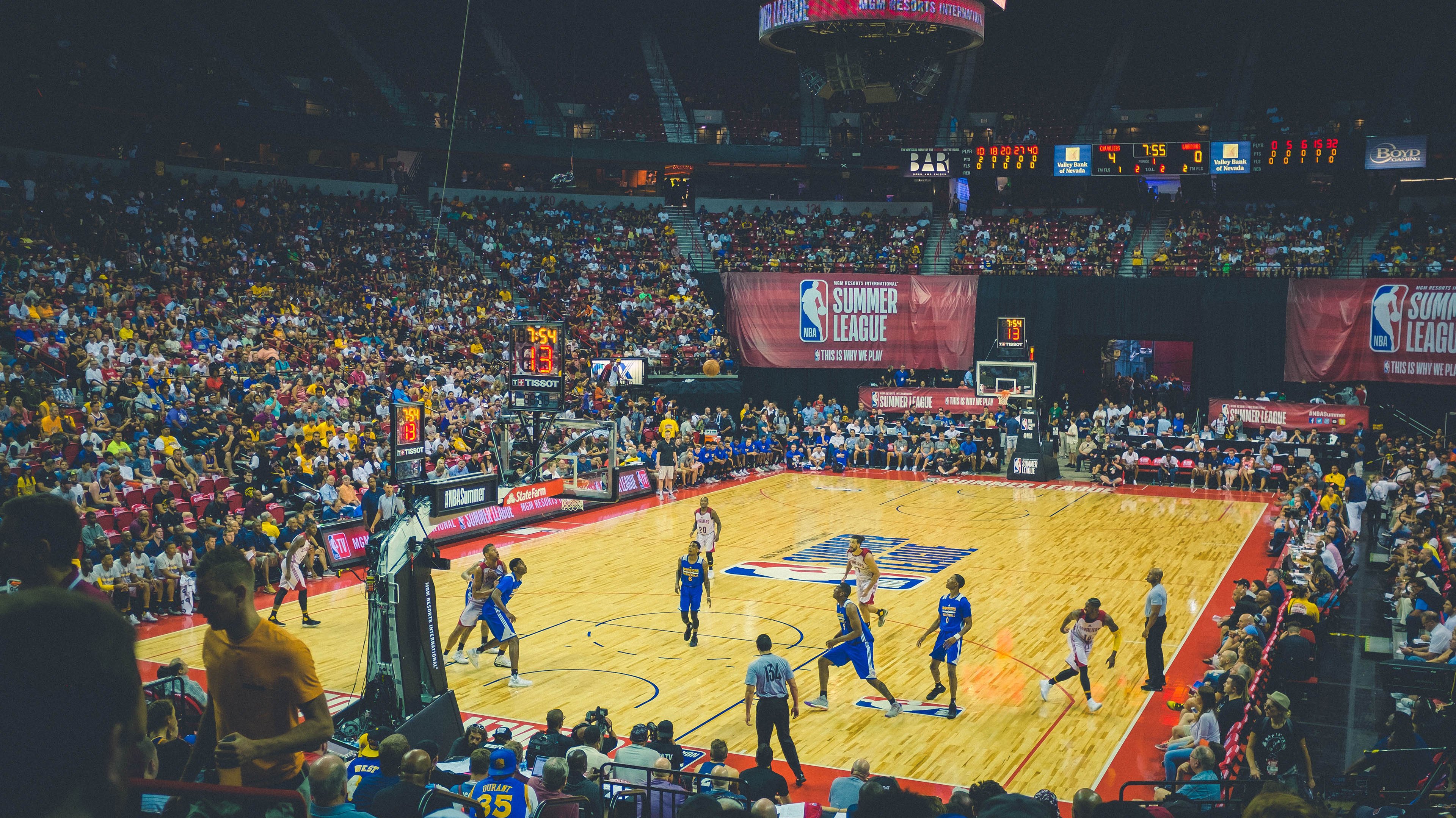 _勇士无限火力，展现三分神威_，无限勇士图片