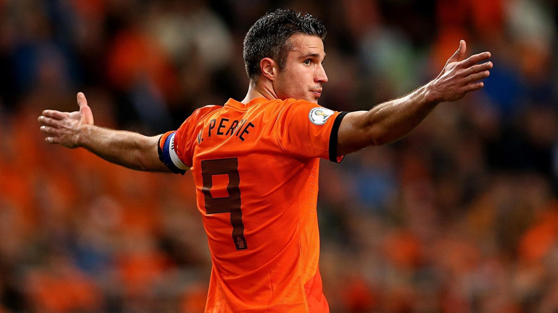 “法甲豪强不断发力，争夺激烈度极高”，法甲为何没有豪门俱乐部